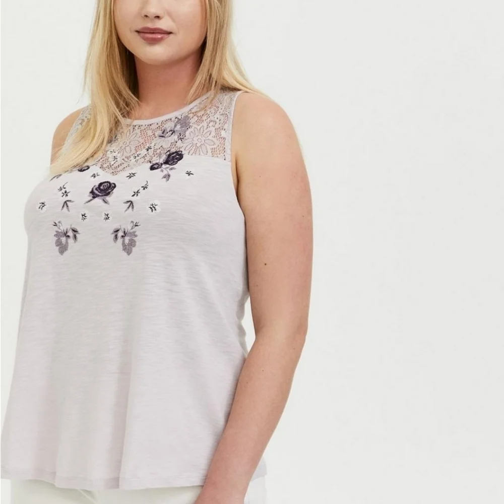 Torrid Slub Embroidered Lace Yoke Tank Lilac purple floral 3X
